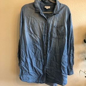 Ava & Viv Chambray Button-Up 2X